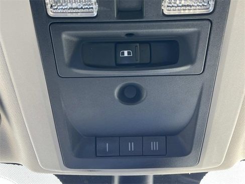 Used 2016 RAM 3500 Laramie w/ Convenience Group image 35