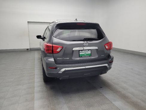Used 2019 Nissan Pathfinder S image 6