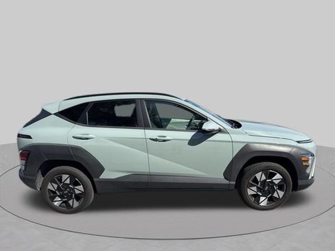 Used 2025 Hyundai Kona SEL AWD/4WD image 4