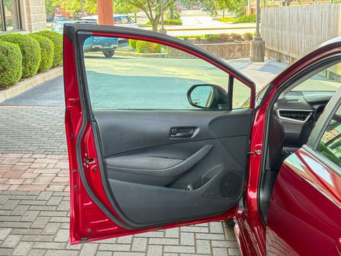Used 2024 Toyota Corolla LE FWD image 21