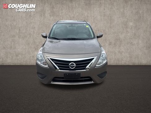 Used 2016 Nissan Versa S Plus FWD image 1