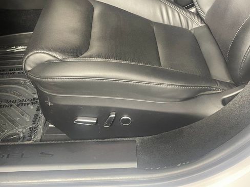 Used 2023 Tesla Model S Standard Range image 26