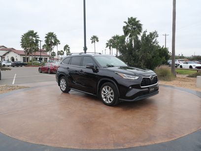 Used 2021 Toyota Highlander Limited