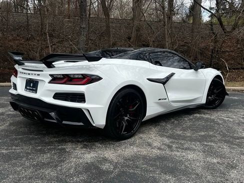 Used 2025 Chevrolet Corvette Z06 w/ Battery Protection Package image 6