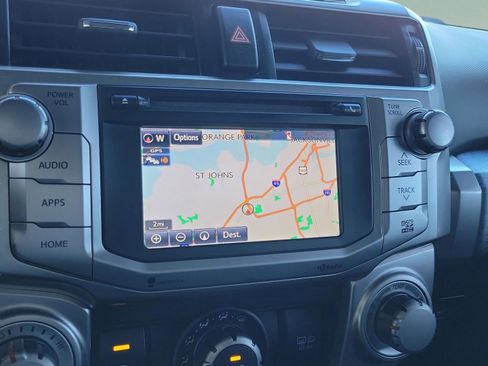 Used 2015 Toyota 4Runner Limited image 12