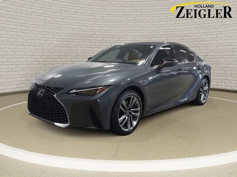 Used 2022 Lexus IS 300 AWD w/ Comfort Package image 1