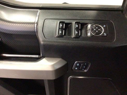 Used 2018 Ford F150 Lariat w/ Equipment Group 502A Luxury image 9