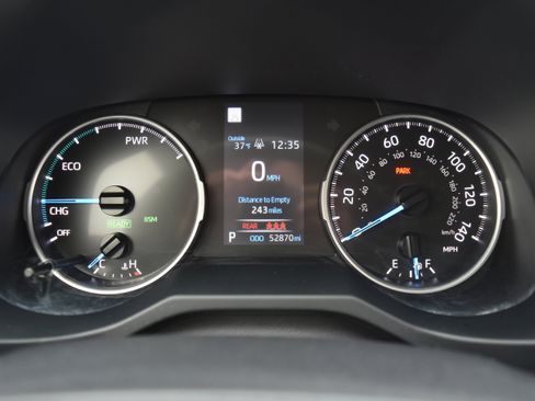 Used 2022 Toyota RAV4 XLE w/ Convenience Package image 18