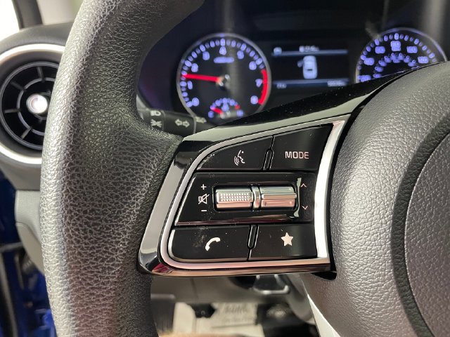Used 2023 Kia Forte LXS FWD image 11