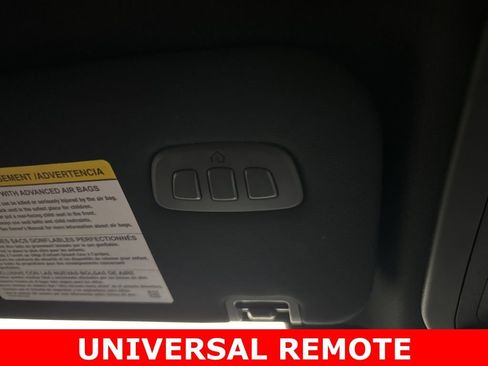 Used 2025 Ford Explorer ST image 8