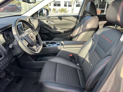 Used 2025 Nissan Rogue SV w/ Rock Creek Premium Package image 12