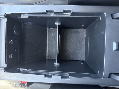 Used 2024 MAZDA MAZDA3 s FWD image 15