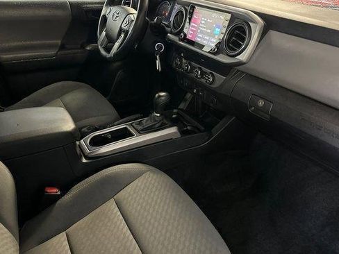 Used 2020 Toyota Tacoma SR5 w/ Technology Package image 19