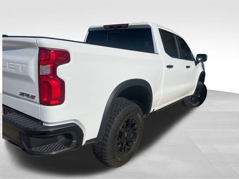 Used 2023 Chevrolet Silverado 1500 ZR2 w/ Technology Package image 6