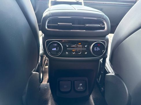 Used 2023 Genesis GV80 3.5T AWD/4WD image 18