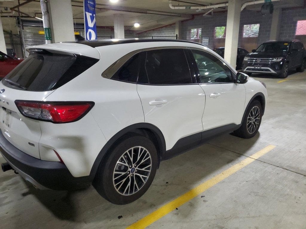 Used 2022 Ford Escape SEL FWD image 7