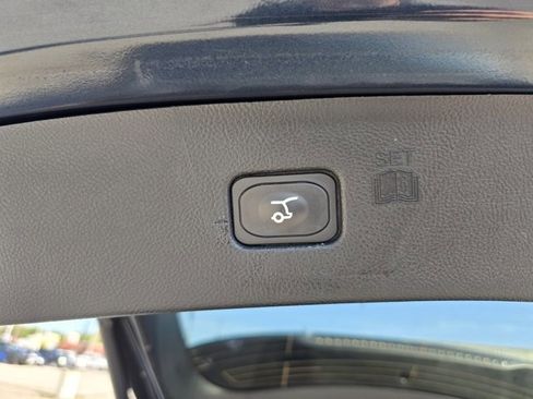 Used 2023 Ford Edge SEL w/ Convenience Package image 14