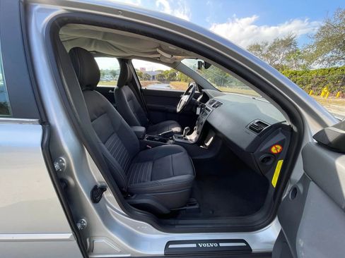 Used 2005 Volvo S40 2.4i image 27