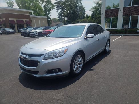 Used 2016 Chevrolet Malibu LTZ image 3