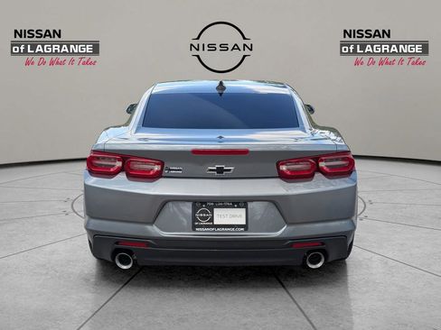 Used 2022 Chevrolet Camaro LT RWD image 6
