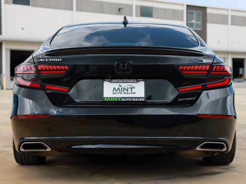 Used 2019 Honda Accord Sport image 14