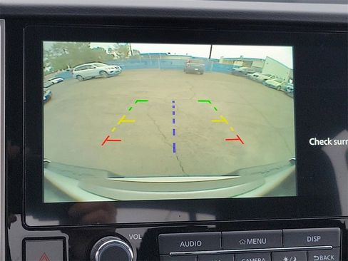 Used 2025 Nissan Frontier SV image 16