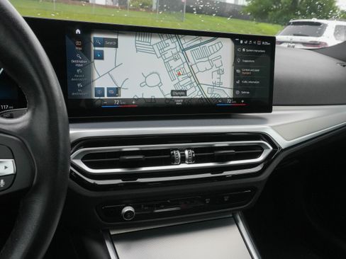 Used 2023 BMW i4 eDrive35 w/ Premium Package RWD image 18