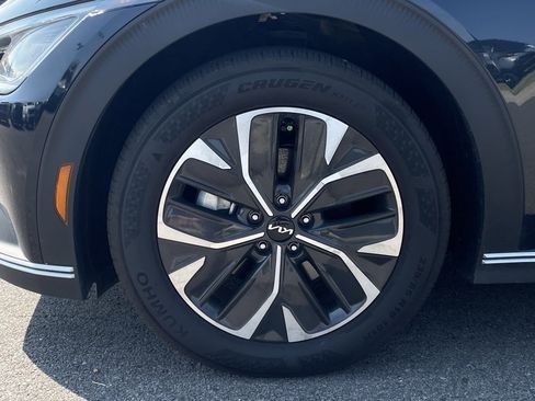 Certified 2024 Kia EV6 Light image 31