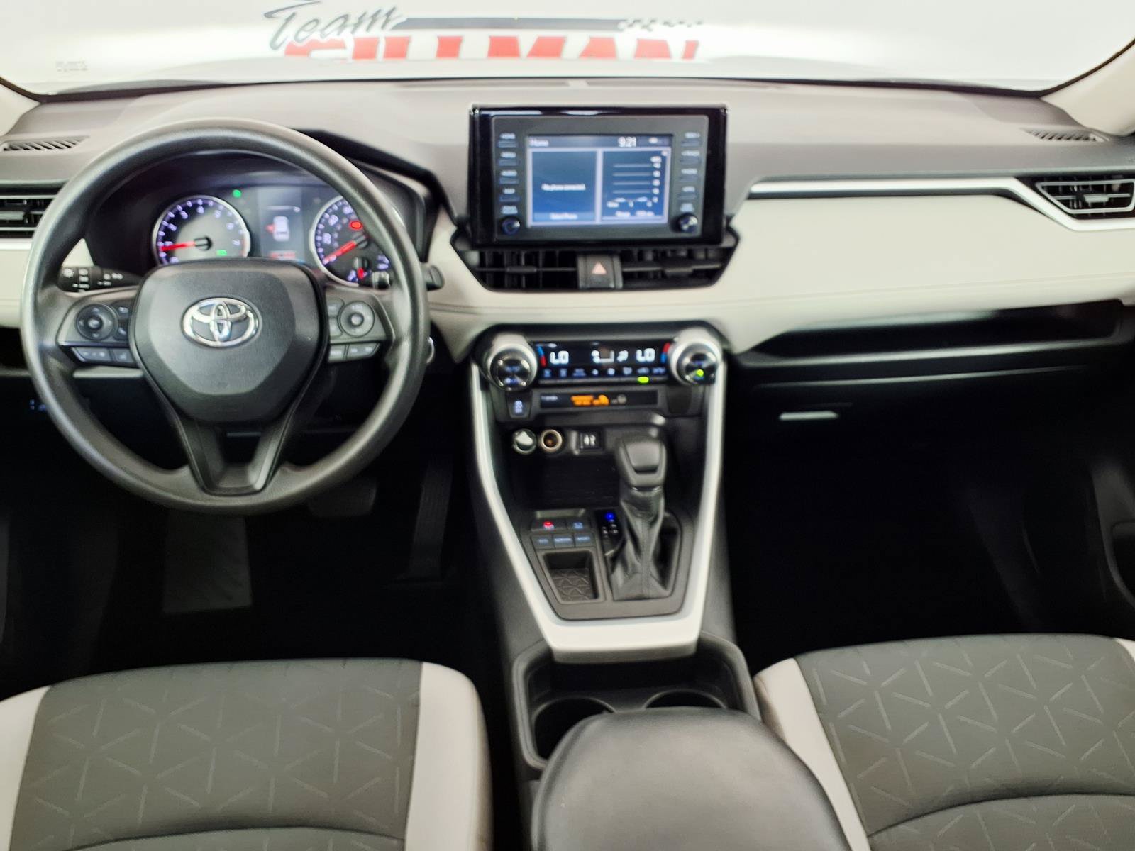Used 2019 Toyota RAV4 XLE FWD image 13