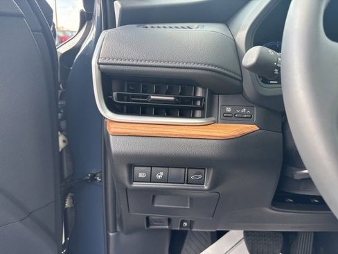 Used 2026 Toyota Grand Highlander Limited image 16