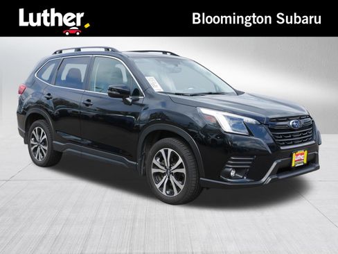 Used 2024 Subaru Forester Limited AWD/4WD image 1