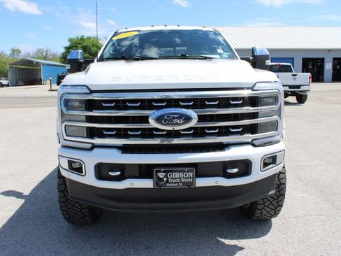 Used 2024 Ford F250 Platinum image 2