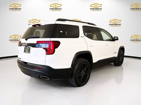 Used 2023 GMC Acadia SLE w/ Driver Convenience Package FWD image 8