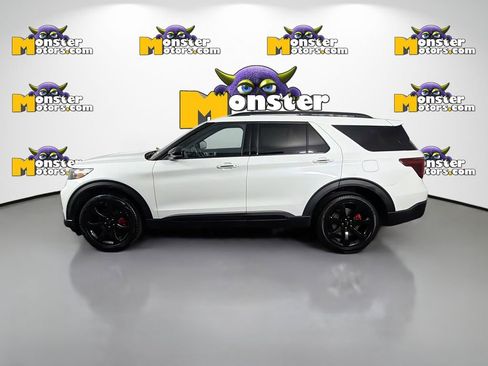 Used 2024 Ford Explorer ST w/ Technology Package AWD/4WD image 8