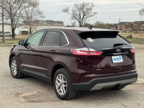 Used 2024 Ford Edge SEL w/ Convenience Package image 5