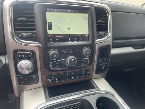 Used 2018 RAM 1500 Laramie AWD/4WD image 15