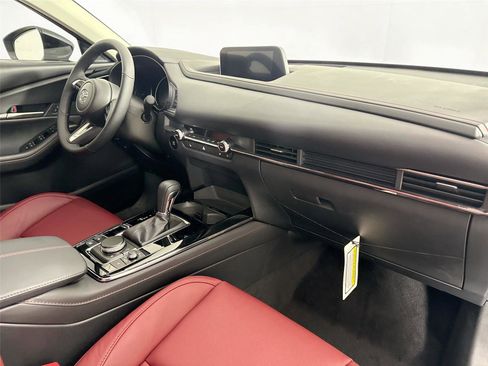 New 2025 MAZDA CX-30 AWD 2.5 S w/ Preferred Package image 43