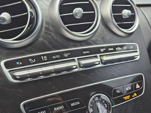 Used 2019 Mercedes-Benz C 300 C 300 image 10