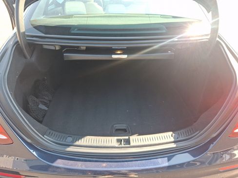 Certified 2017 Mercedes-Benz E 300 4MATIC image 29