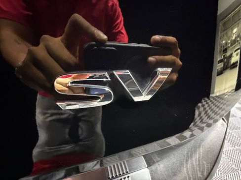 Used 2022 Nissan Rogue SV w/ SV Premium Package image 24