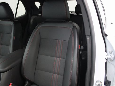 Used 2024 Chevrolet Equinox RS image 17