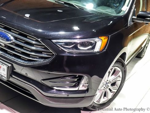 Used 2019 Ford Edge Titanium w/ Equipment Group 301A image 8