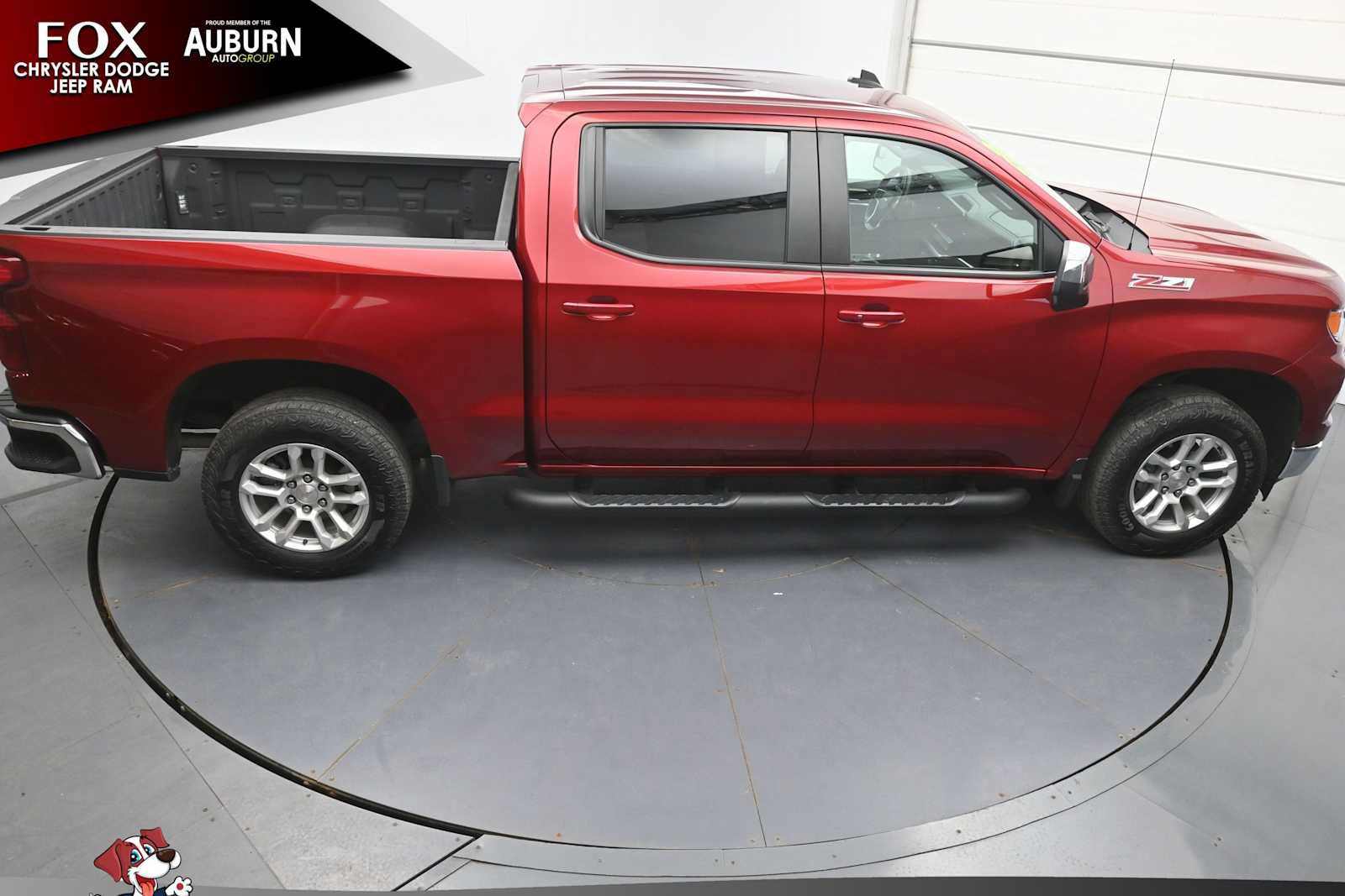 Used 2024 Chevrolet Silverado 1500 LT AWD/4WD image 34