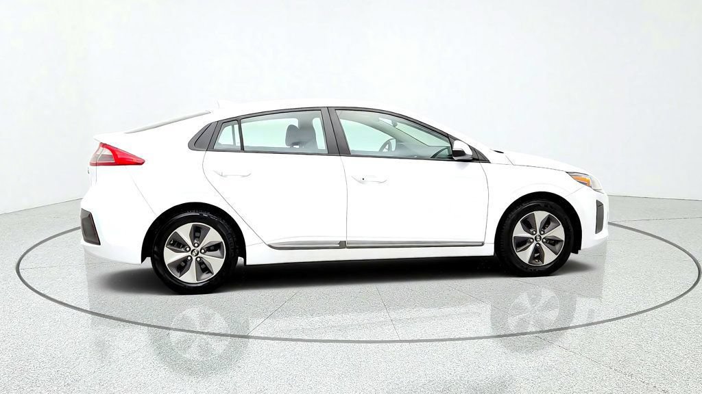 Used 2019 Hyundai Ioniq Electric FWD image 4