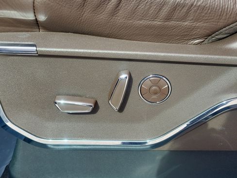 Used 2025 Ford F150 King Ranch w/ FX4 Off-Road Package image 13