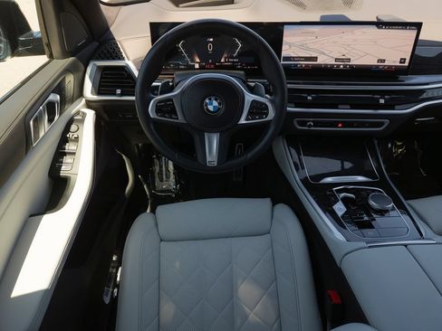 Used 2024 BMW X5 sDrive40i w/ M Sport Package RWD image 19