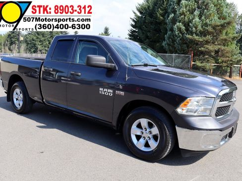 Used 2016 RAM 1500 ST w/ SXT Appearance Group image 9