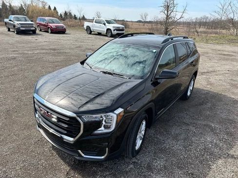 Used 2023 GMC Terrain SLE w/ Driver Convenience Package FWD image 8