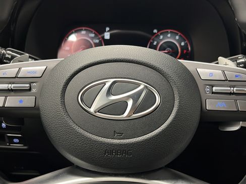 Used 2025 Hyundai Palisade Calligraphy AWD/4WD image 17
