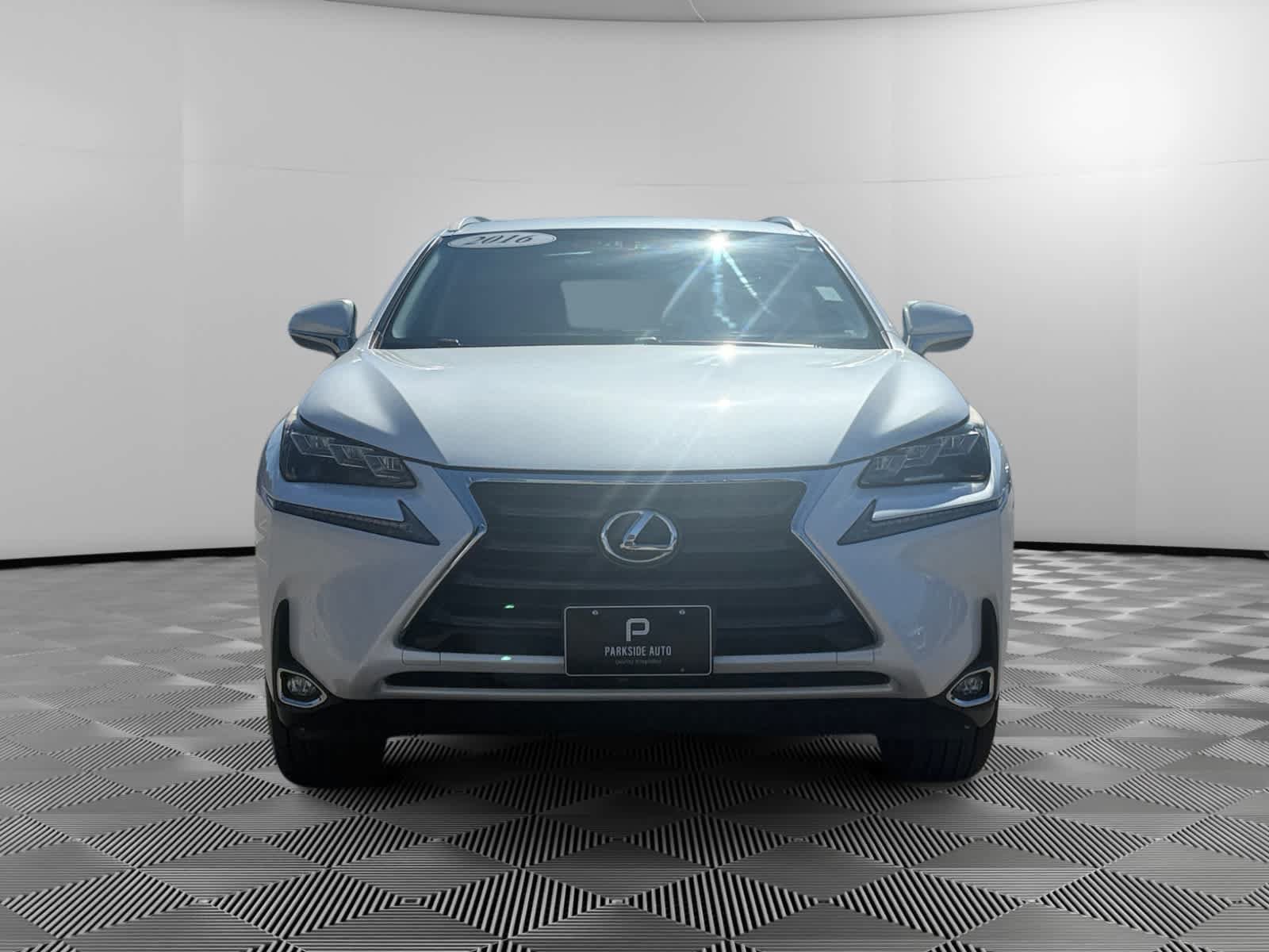 Used 2016 Lexus NX 200t FWD w/ Luxury Package image 8